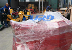 福瑞得機(jī)械座駕壓路機(jī)、手扶壓路機(jī)、灌縫機(jī)及時(shí)包裝發(fā)貨
