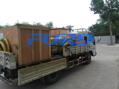 福瑞德機械小型灌縫機，手扶壓路機，灌縫膠及時發(fā)貨