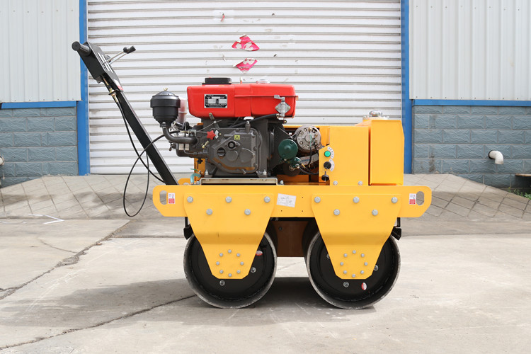 對于小型手扶壓路機(jī)的這些使用環(huán)境您要明白！